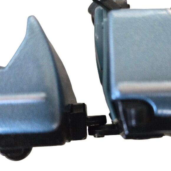 Disney Rock ‘n’ Roller Coaster Starring Aerosmith Die Cast Ride Vehicle Limo - Picture 15 of 16